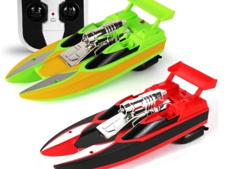 Hot RC Boat Water toys Boys toys gifts 2.4 GHz high speed Waterproof yacht toys Brinquedos Summer beach Seaside toys For Discount