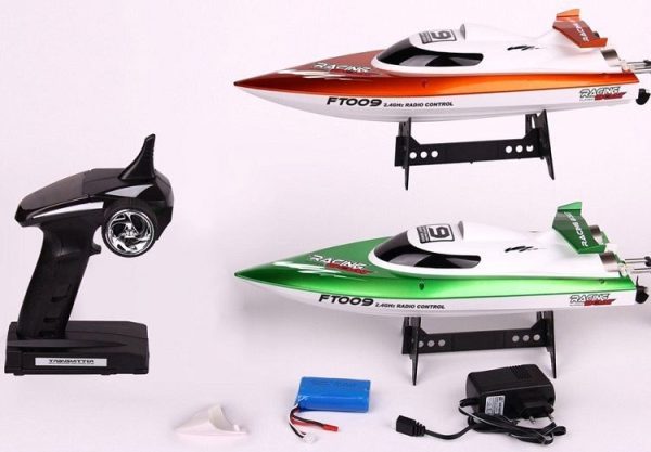 Feilun FT009 2.4G 4CH Water Cooling High Speed Racing RC Remote Control Boat Discount