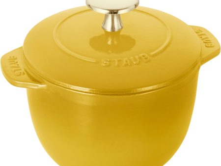 Staub Cast Iron 1.5-qt Petite French Oven - Citron For Sale